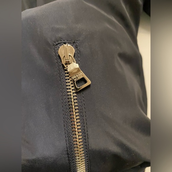 Prada Re-nylon two sides jacket size M - Picture 15 of 15